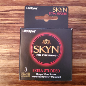 Lifestyles SKYN Extra Studded Feelmore Lifestyles SKYN Extra Studded Feelmore